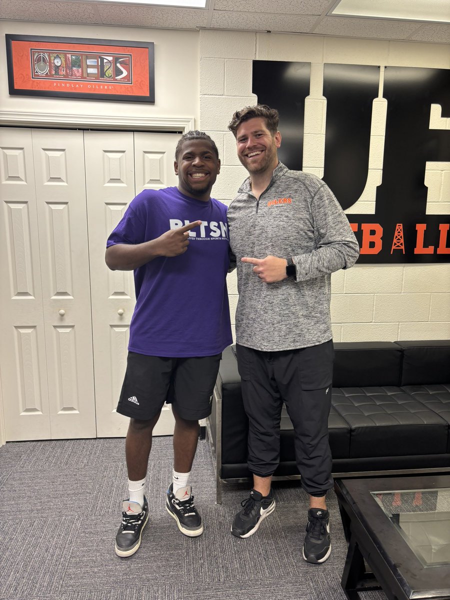 Tmalone0's tweet photo. God willingly, I am beyond grateful to say I have received an offer from University of Findlay! 🧡🖤 @CoachRidings @CoachTylerJohns @1_McKay_2 @NextLevelPhD @blts_network @Teammalone7 https://t.co/x5uyniyrM5