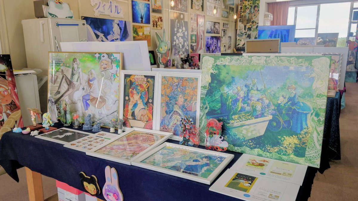 saga_comicart's tweet photo. 【 本日開催中 】

🎨オープンキャンパスのお知らせ🎨
課題作品の展示や在学生によるライブペイントに物販も盛り沢山です！缶バッジ制作体験も開催しております！

ぜひB棟5階までお越しくださいませ✨
お待ちしております🎵

コミックアート領域：マップ番号『 17 』
#嵯峨美 #コミックアート https://t.co/ZyO1QStEVM