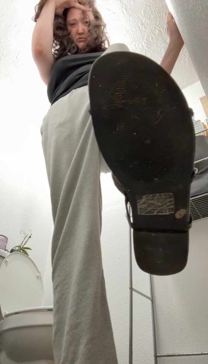 crimsonkittten's tweet photo. Oops. 😇 I think I stepped in something… wait, that’s not dirt. Why are there tiny people stuck to the bottom of my shoe? Guess they’ll be spending the rest of the day going wherever I go. 👣

#Giantess #GiantessFantasy #TinyPeople #SizeDifference #FootFetish #ShrinkFantasy https://t.co/cDoGOS7rIy