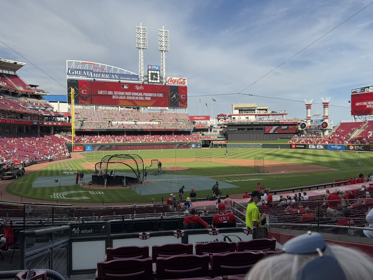 DatDudeBR's tweet photo. I hope you bet the YRFI for this game. https://t.co/wMNRUstr8h