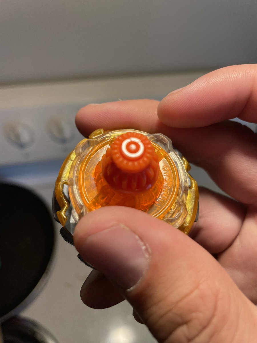 SeaBassPrime's tweet photo. That’s not normal is it? #BEYBLADEX #ベイブレードX https://t.co/w6dTUAdpah