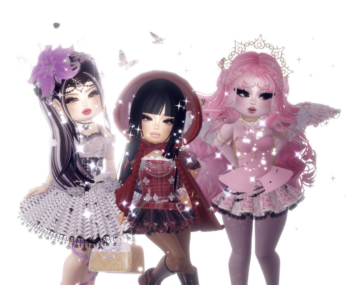 kevybuildz's tweet photo. ever after high  x  Royale high
#royalehigh https://t.co/XGK9fuC9c8
