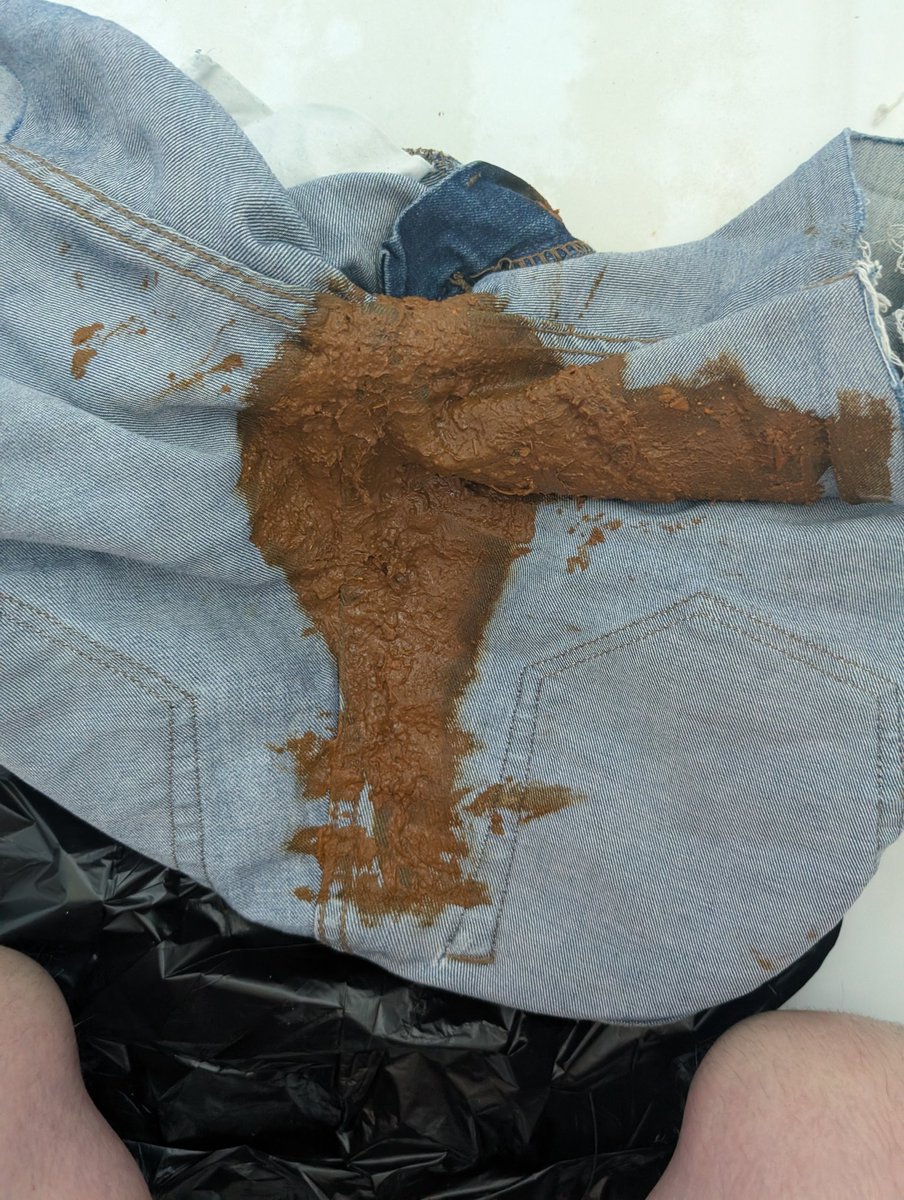 gassy_pig's tweet photo. I want to be caught in a dirty public toilet and taught lesson for not making it to the toilet π©any takers?π#dirtycock #dirtyarse #stinkyhole #pisspig #gaypiss #piss #gayscat #scatpig #scat #fart #gayfart #shitpig #gayshit #fartpig #stinkpig #gay #scatsmear #gaypig #scatlad https://t.co/iCgee5XdIK