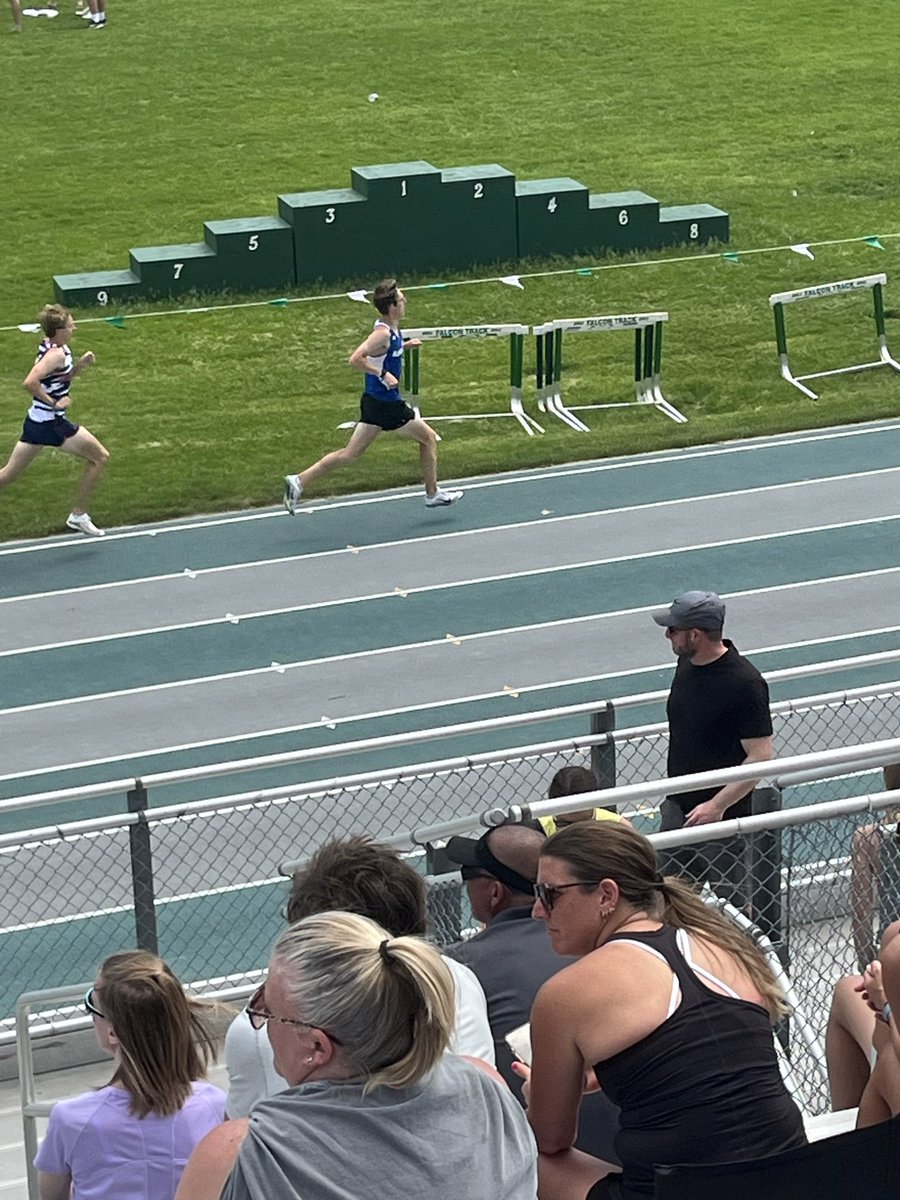 KM_Activities's tweet photo. @KMTrackandField had some great performances today! Alexie Awe, David Obst, Jonah Coleman, and Keymoni Bent have qualified for state so far. https://t.co/y7FHxGcV21