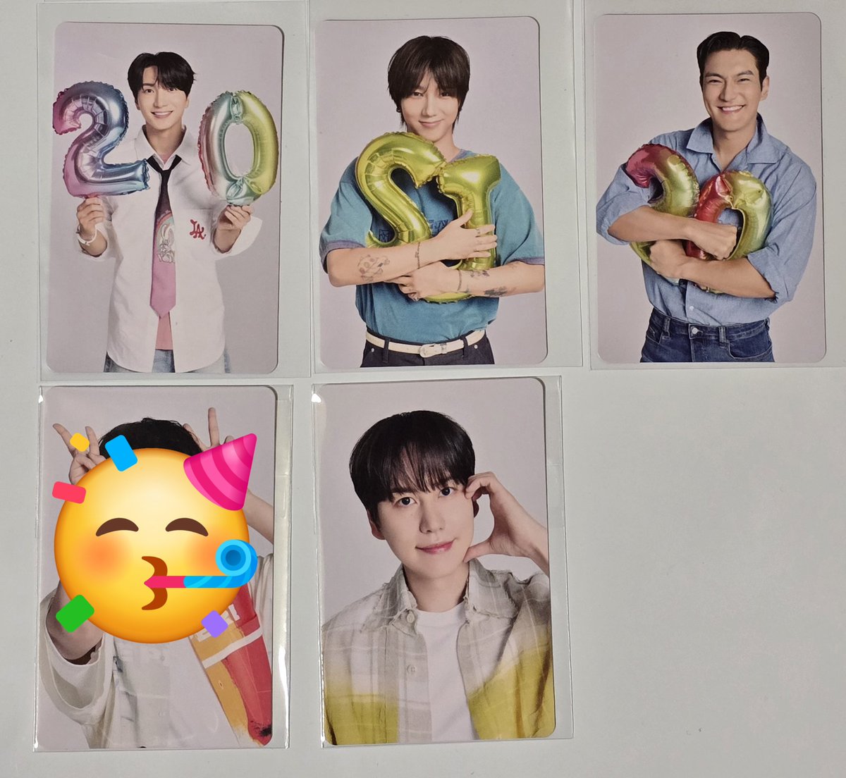 cocosa429's tweet photo. SUPER JUNIOR  SJ MARKET 
EC購入特典 ・ランダムフォトカード・ハチミツクリームケーキ トレカ 交換希望

【譲】
ランダムトレカ : イトゥク・イェソン・シウォン
ハチミツトレカ : キュヒョン

【求】
同種 : ウニョク

郵送での交換希望です
お気軽にご連絡して下さい🙇‍♀️ https://t.co/NFjmQF5IqL
