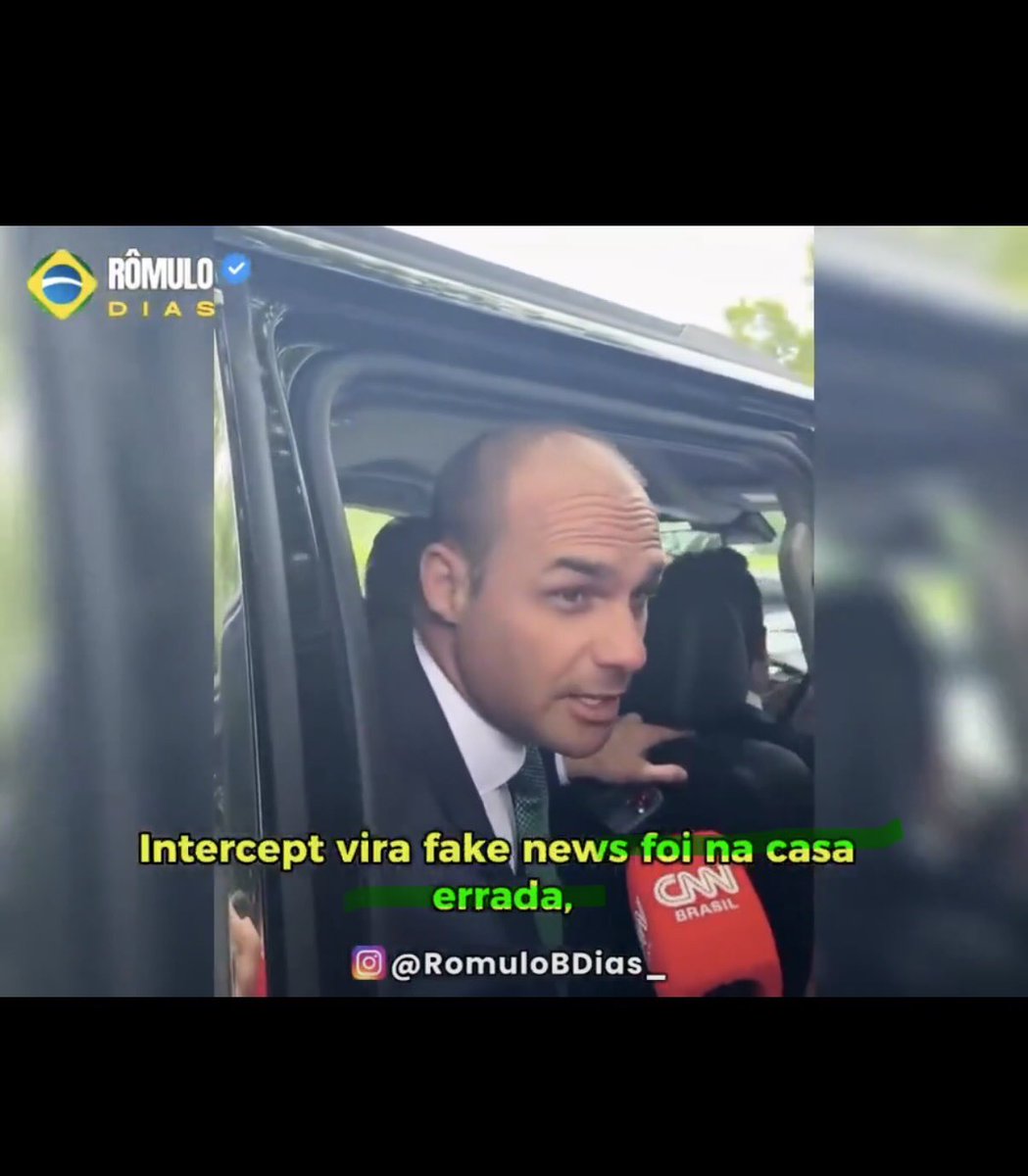 AndrewDFish's tweet photo. “Foi.
Na.
Casa.
Errada.”
Flávio foi na casa errada também?🤔 https://t.co/EULjYSrczr