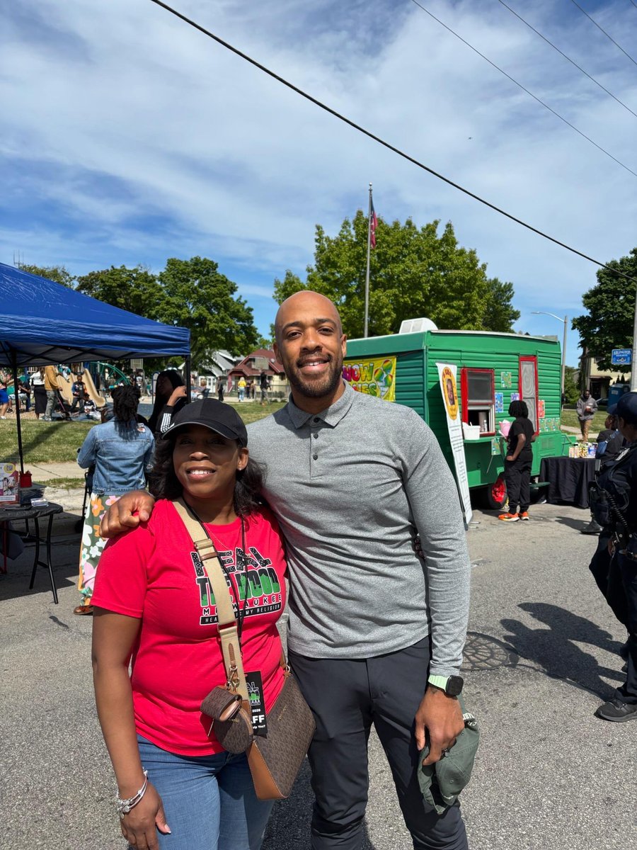 Mandela Barnes tweet media