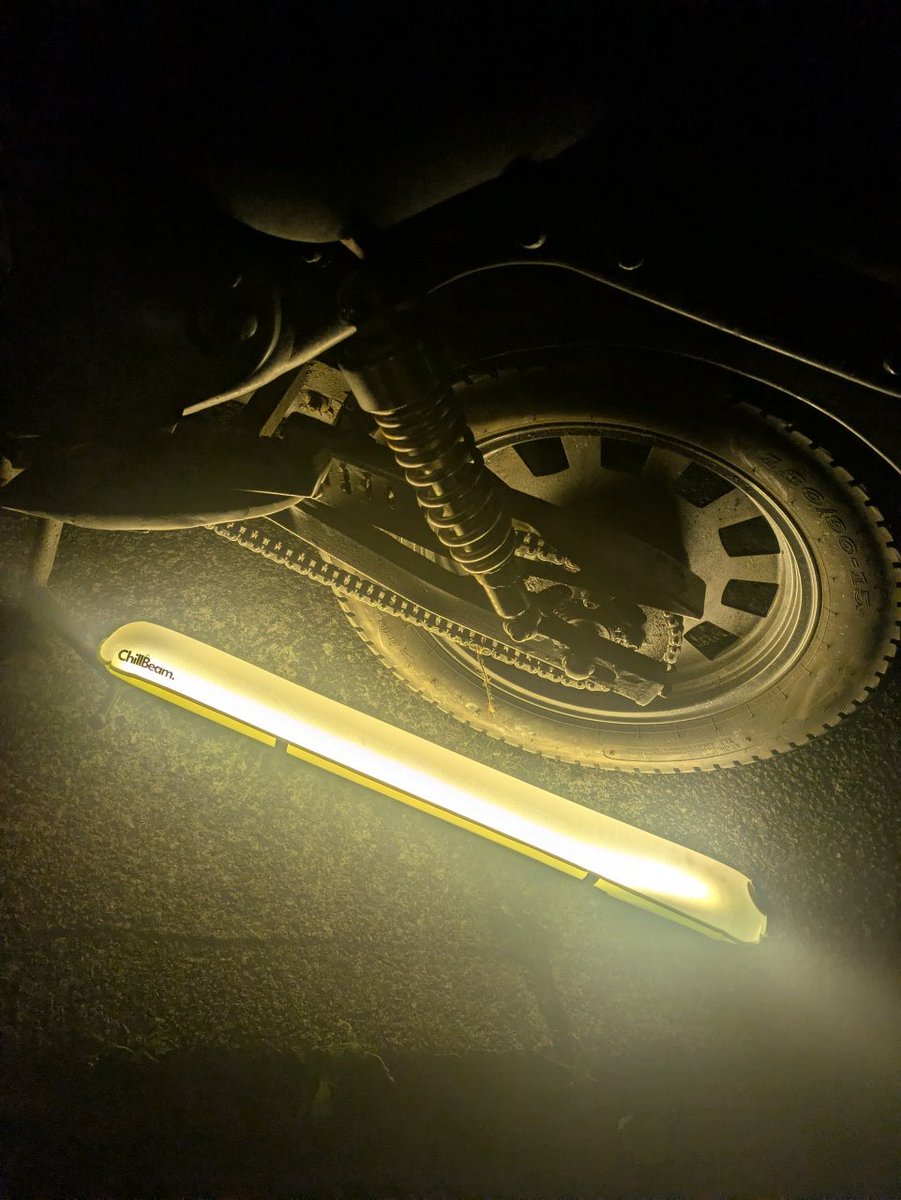 _BrettRalph's tweet photo. Late night repairs to Mrs Ralph's bike https://t.co/Jm7aH5ZHE5