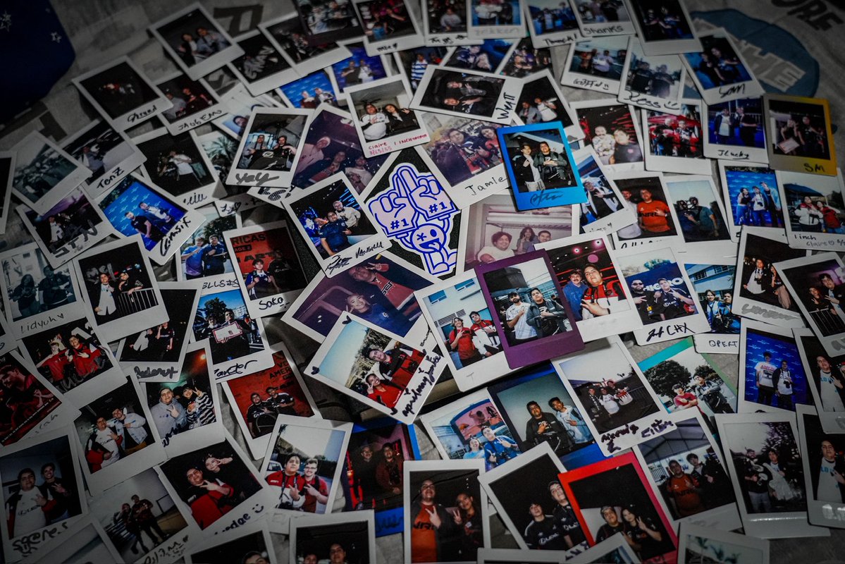 L1NNYshotz's tweet photo. Yo, 

Considering this is the final stage of #VCTAmericas  , I want to create a polaroid album in commemoration of this final potential stage in Los Angeles. 

Coaches, Managers, Players, be on the lookout as I do wish to include everyone.

I do love Polaroids. https://t.co/5JEFaQXmWG