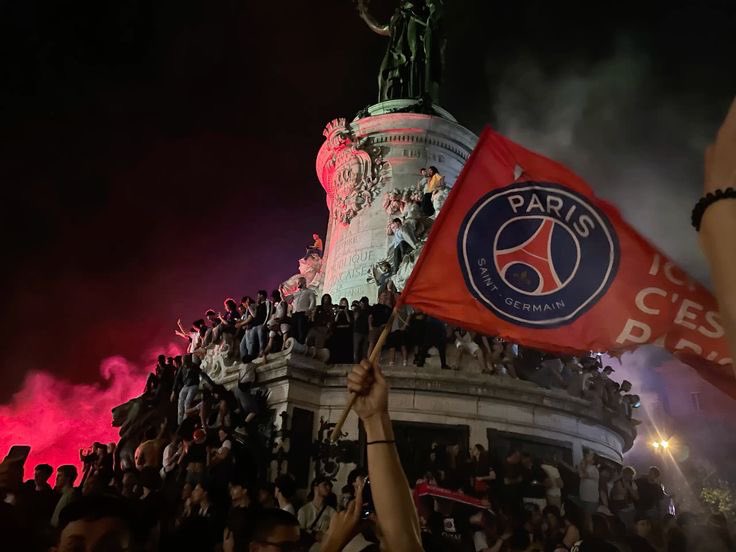 LouisMNWO's tweet photo. Paris Saint Germain (PSG)’s victory at the Champions League Finale is not only a victory for the club itself, but for all Arab men living in France.

It is a victory for all the Arab and African muslim men playing in France, for Arab migrant-origin boys, and for Islam in Europe! https://t.co/sMxzQKFG5p