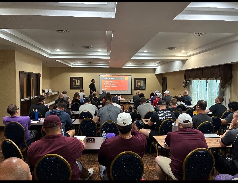 CoachJBurk's tweet photo. That’s a wrap. Thanks for everyone that helped make the 2026 Big Country S&C clinic happen.  Great speakers: @CoachJoeyG @joshstrength @CoachHeumann and Kevin Yoxall. Without great sponsors this clinic would not be possible: @DynamicFandS @RFS_Sports @ReedHamilton_ @OutputSports @statsports @RockDaisyAMS look forward to seeing everyone in 2027! #strengthandconditioning #strengthandconditioningcoach #speedtraining #strengthcoach #footballtraining