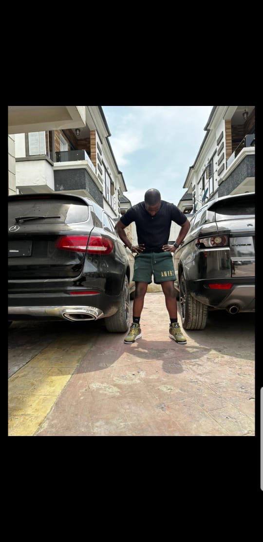 ChefWillio's tweet photo. This was Dax @thissdax 
In 2023, two black cars. Grinding in silence. 💪
Then in 2026, white Mercedes GLE AMG and Black Brabus 900 Rocket shipped to Nigeria in a container, February 10, 2026. A mansion worth over 1.4 billion naira standing behind him. https://t.co/7EBaWfi6Pn