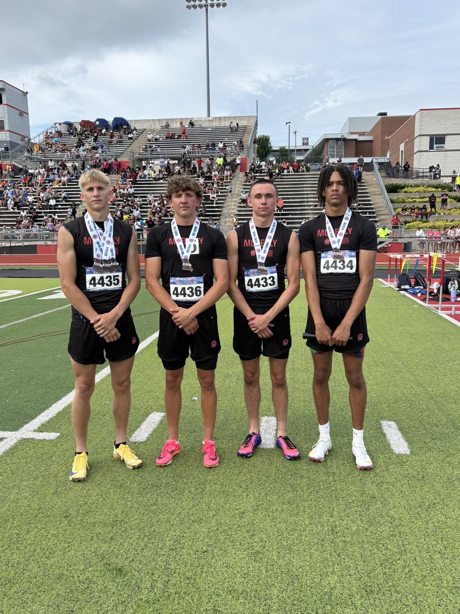 NemoPressbox's tweet photo. Moberly boys 4x400 team of Amar’e Hawkins, Tristan Faught, Collin Knox and Ethan Land place 4th in Class 4 https://t.co/axPqH45iXe