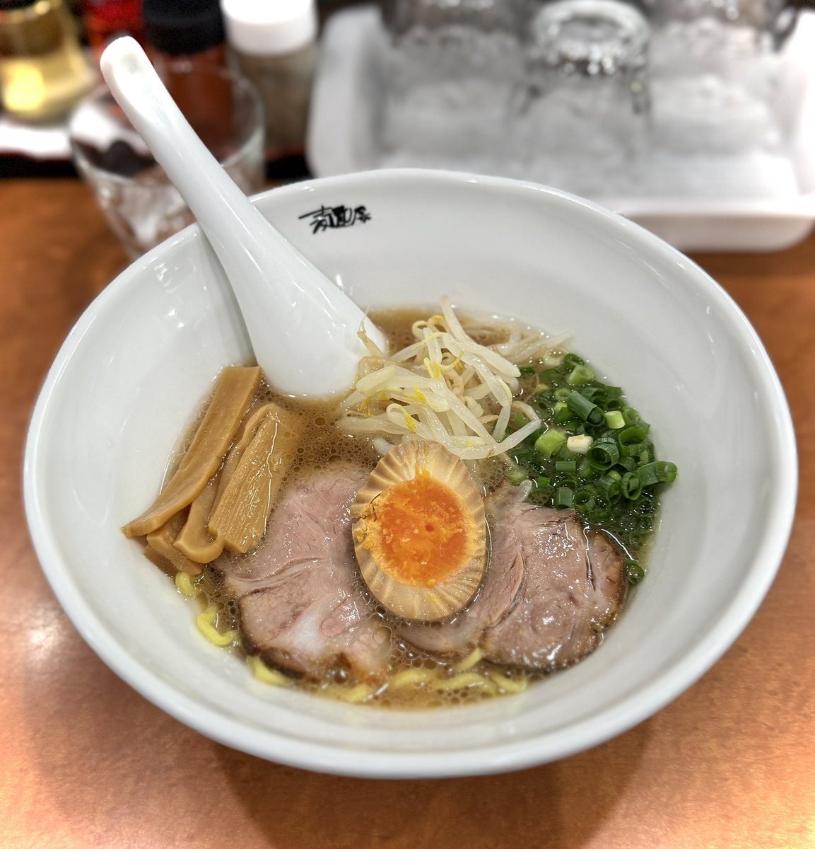 集中手術室十中八九 tweet media