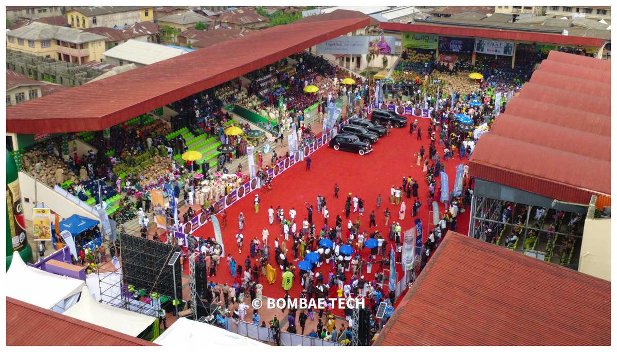 therealadedire's tweet photo. OJUDE OBA 2026✨️ https://t.co/GvQYBbmUhr