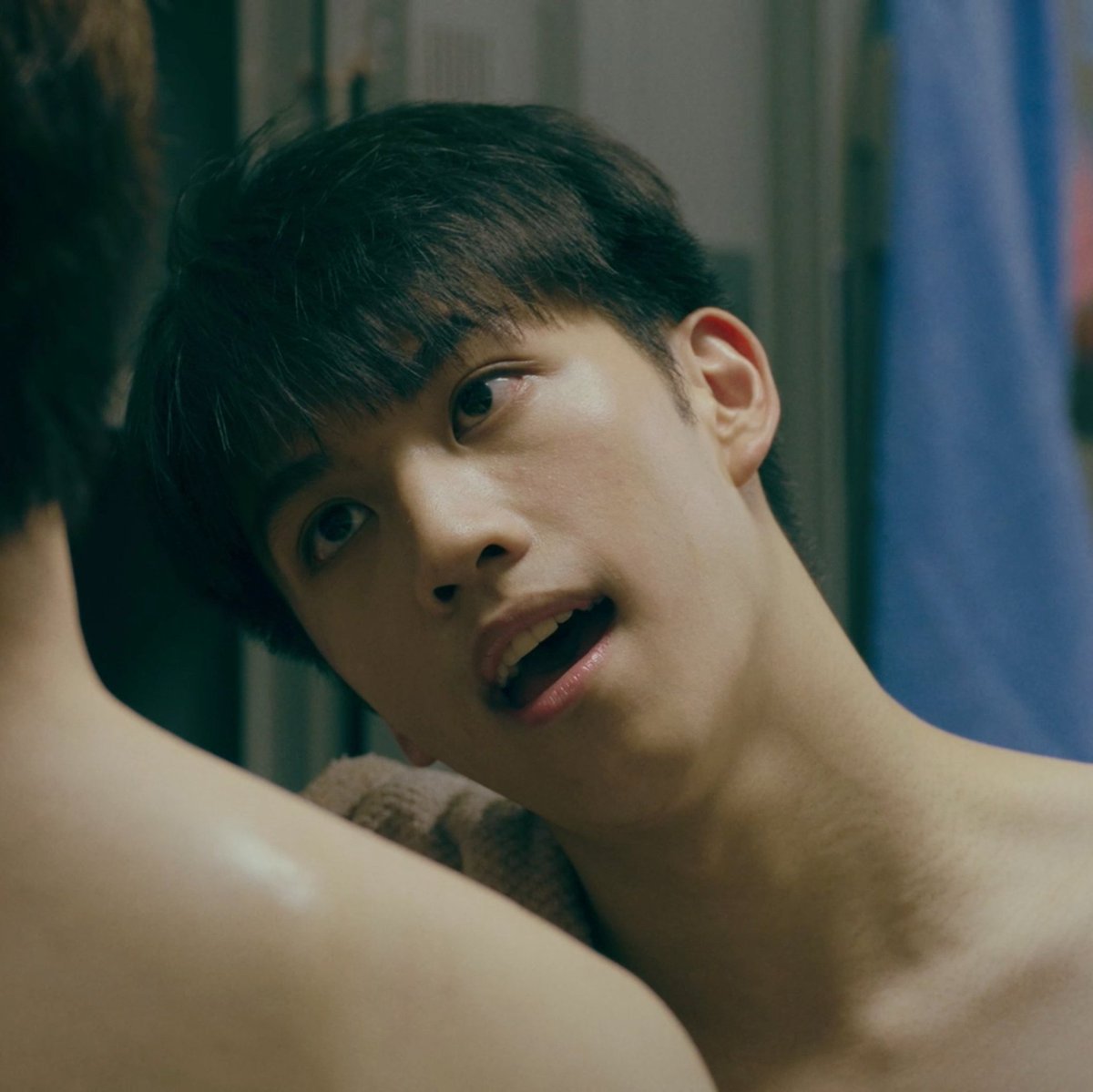 awanattaww's tweet photo. GUE SEBEL BANGET YA ANYINK SAMA KARAKTER LU?? TAPI ITU TANDANYA LU BISA SUKSES MERANIN PERAN YANG LU DAPET, SELAMAT KARENA UDAH SUKSES BIKIN GUE MARAH SAMA LU 😭

GEMINIFOURTH TTH PREMIERE 
#TicketToHeavenEP1 https://t.co/TTQQMlHuwj