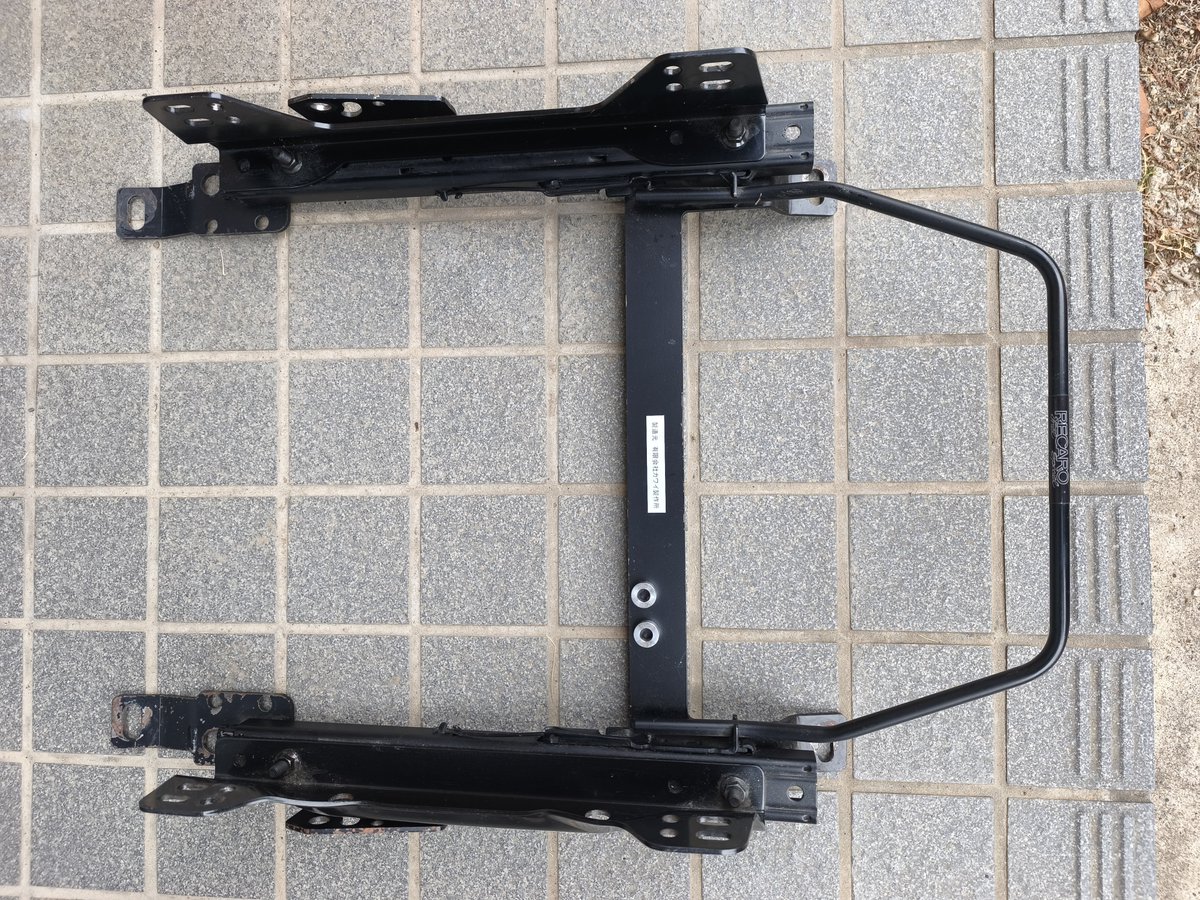 vtecgansan's tweet photo. S660用のトライアルのシートレール売ります。
シートベルトバックル取り付けステーが欠品してます
1.8万 https://t.co/TO11mJQ9Vu