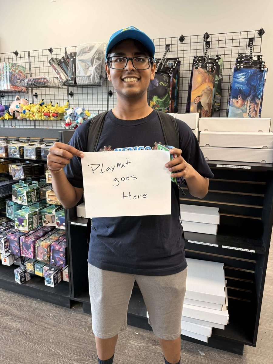 TuberZekrom's tweet photo. I won a cup 😛 w/ LA winning Pult Hammers 
Shout out Alternate Universes for the dope mat
+$175 store credit 
+13 Play packs 
+???? Champ mat https://t.co/voIZgCaBII