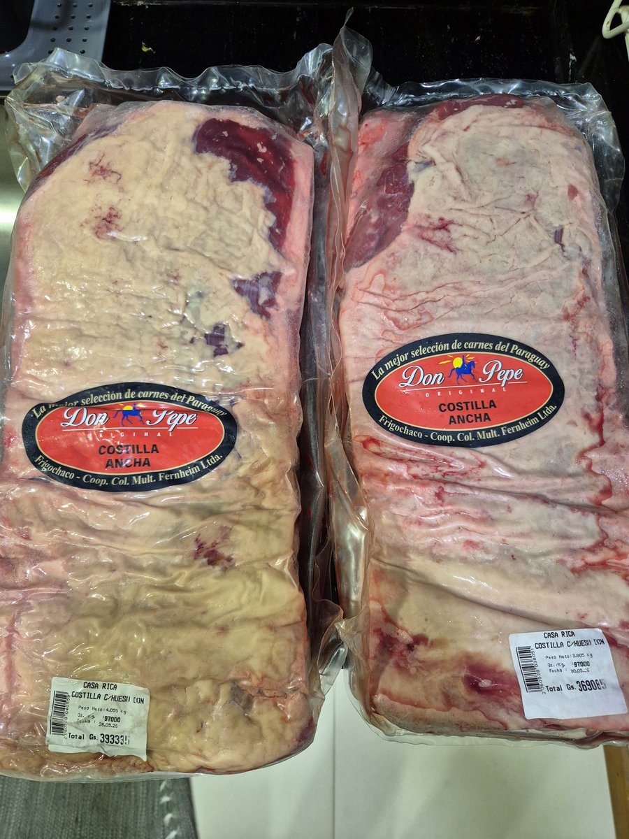kliewerr's tweet photo. 🇵🇾 Buen costillar 16 U$/kg https://t.co/aatz6CjVKi