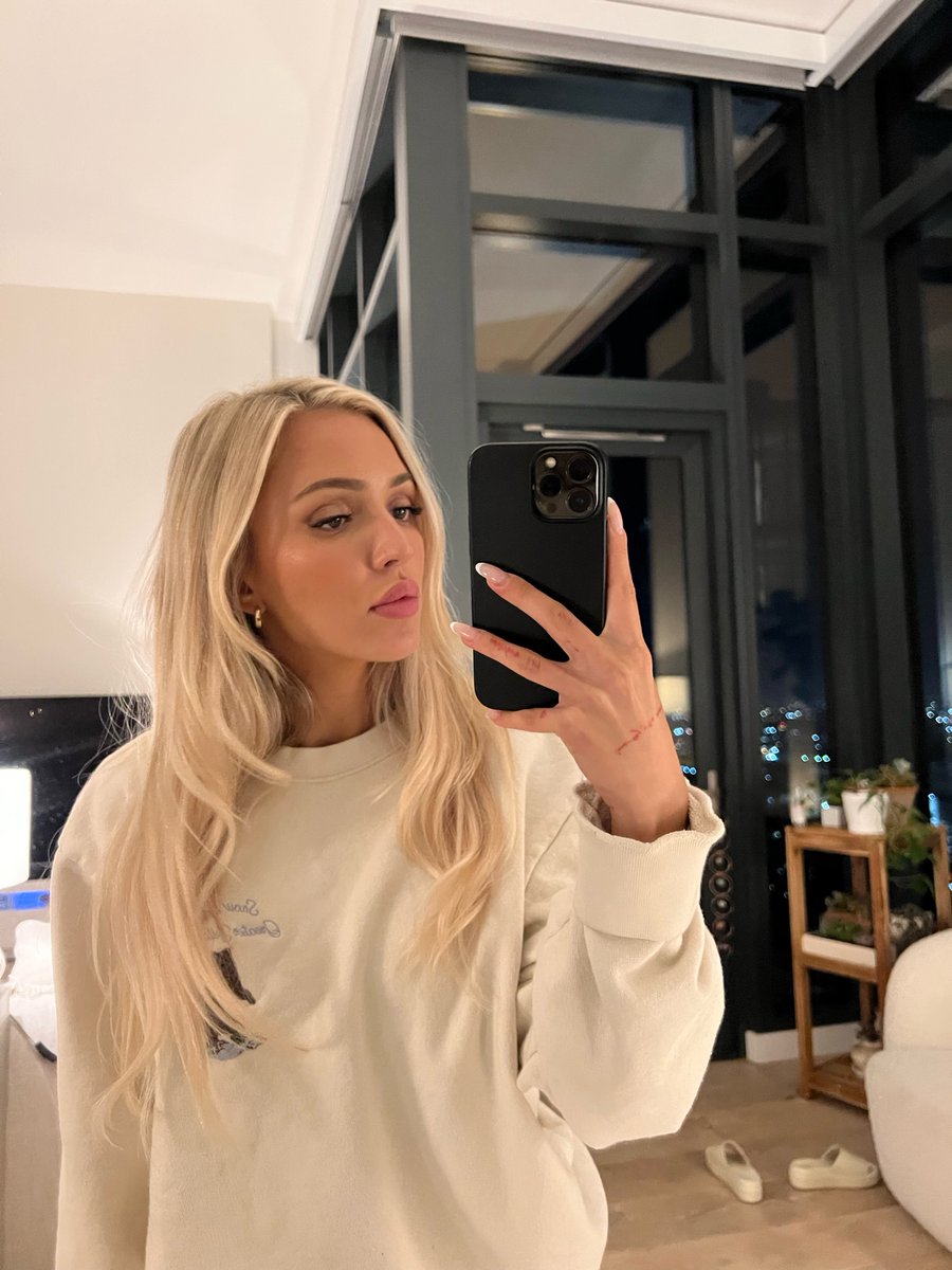 Abby Rao tweet media