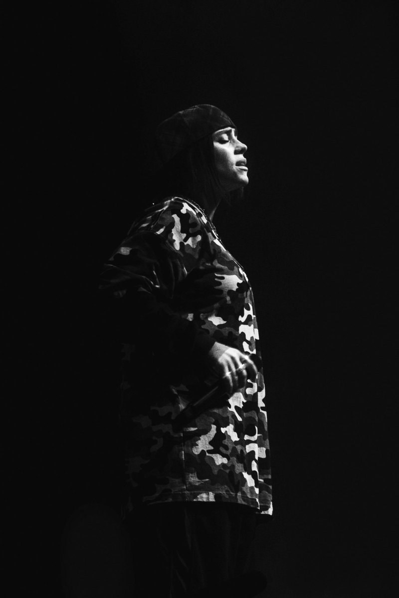 L4DIESR00M's tweet photo. here’s some examples of my photography too HEH (spongebob with his pants up high and big smile photo) https://t.co/8Dbdmo6kij