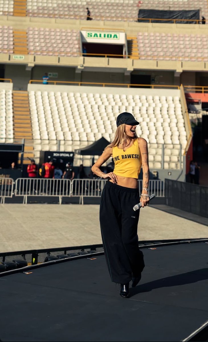 TINIData's tweet photo. TINI en la prueba de sonido para cantar en el Estadio Nacional de Peru esta noche 🇵🇪🛸 https://t.co/BfHR6b17Vg