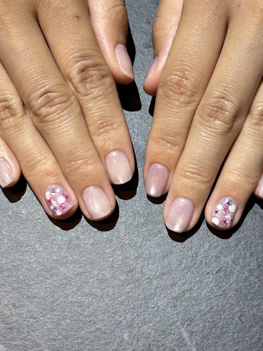 peco__aya's tweet photo. ネイルデザイン
#ネイルデザイン #ニュアンスネイル
#広島 #ネイルサロン #大人ネイル
#マグネットネイル https://t.co/3FkhQBjaCr