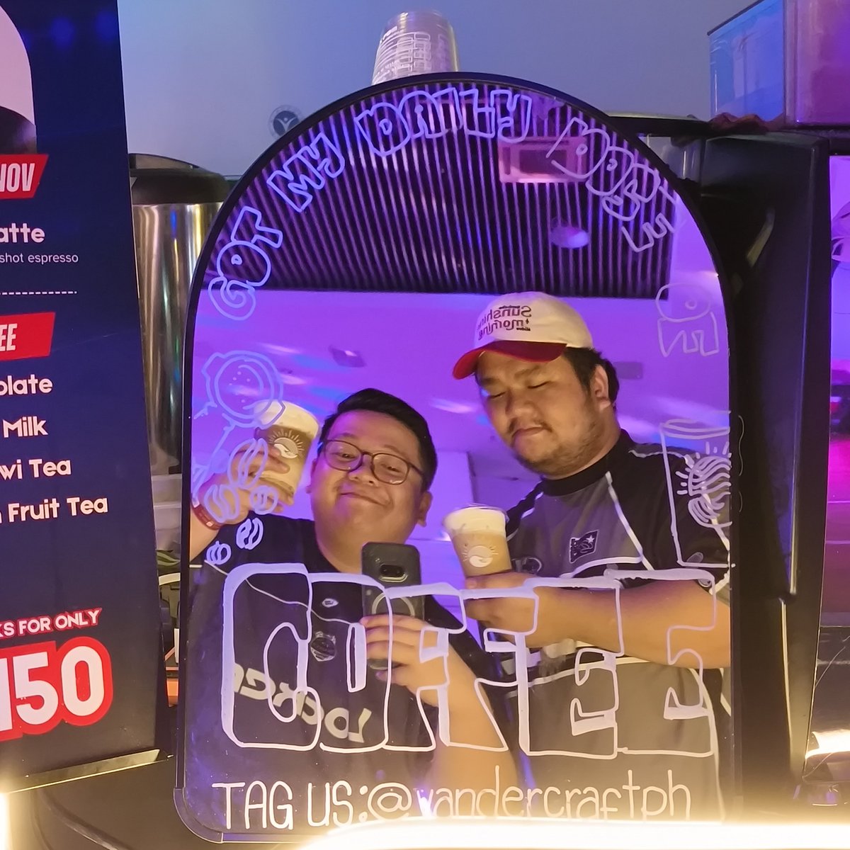 vandercraftph's tweet photo. Capping the night off with some mirror selfies! 🤳🪞

Thank you to all who picked up and grabbed their fave drinks from us! 🥺🫶

🐻GROWL: Tryout Season by @Brute_Mnl
📍8F of VICTORIA SPORTS TOWER 2
⏰ 9 PM-4 AM

#vandercraft #supportlocal #GrowlManila #Growlmnl #tryouts #coffee https://t.co/j5HytVuL12