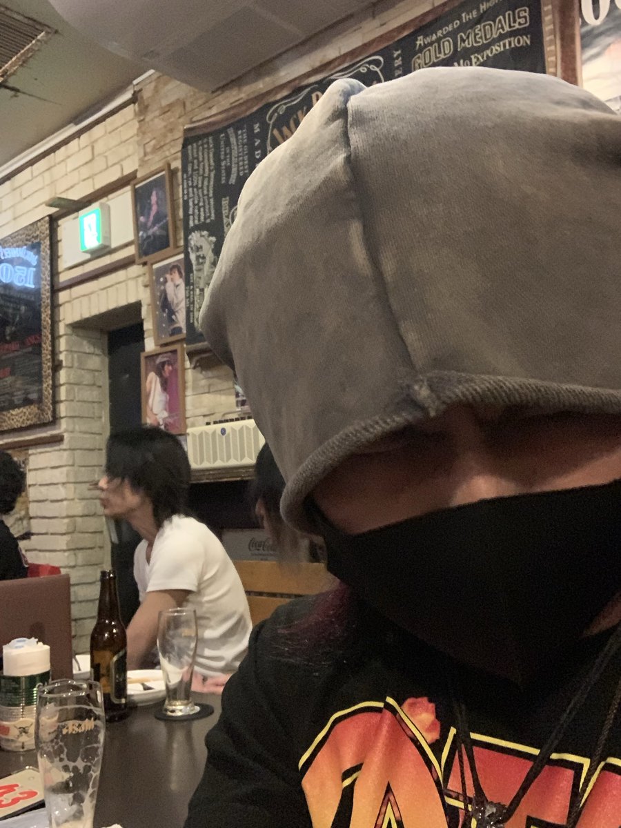 drumsko0224's tweet photo. 素敵な音楽と
お久しぶりの仲間、
美味い酒  &amp;  肉！！！

最高に楽しい一夜でした

何年、何十年経っても
会える、笑いあえるって 
いいね

余韻に浸りながら
おはようビールなう https://t.co/3KfK6ebbE3