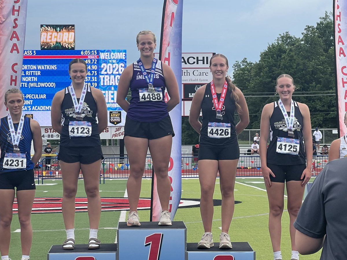 husteadsports's tweet photo. Pacific’s McKenna Lay, state champion in the C4 girls discus https://t.co/SRiOjqTNbp