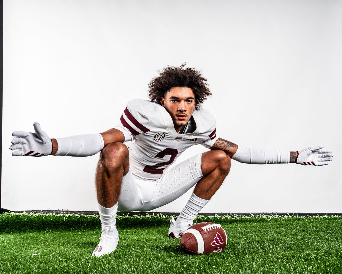 jlynnd1123's tweet photo. #AGTG had a great time at my OV at Mississippi state !! 🙏🏽🙏🏽@CoachTMiller18 @Th3DWilliamsJr @Coach_Leb @CoachCBell26 @CoachUno1 @samspiegs @BenjaminGolan https://t.co/oApIZPaJFO