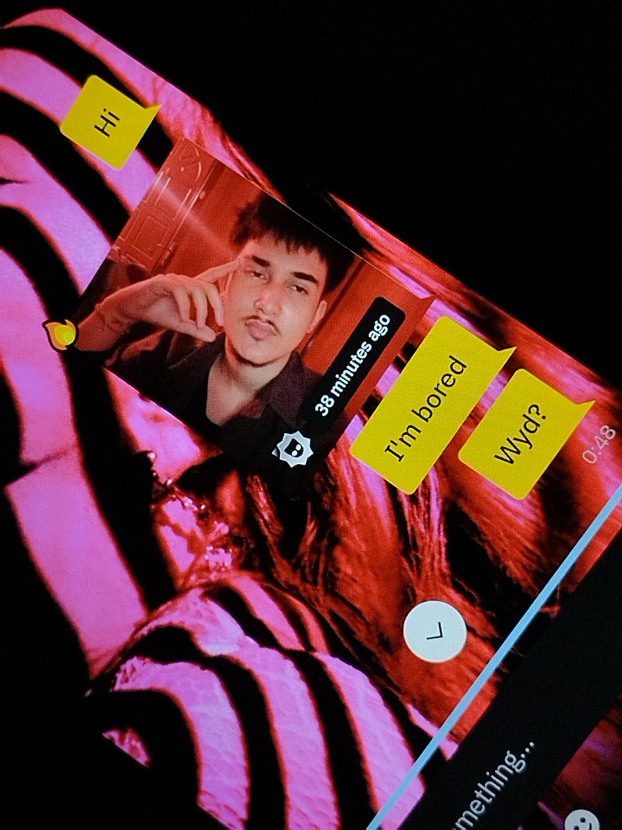 anneissues's tweet photo. Im bored #grindr #explore #fyp #twittermonsters  #2010 #albania https://t.co/fbQSaQDxBa
