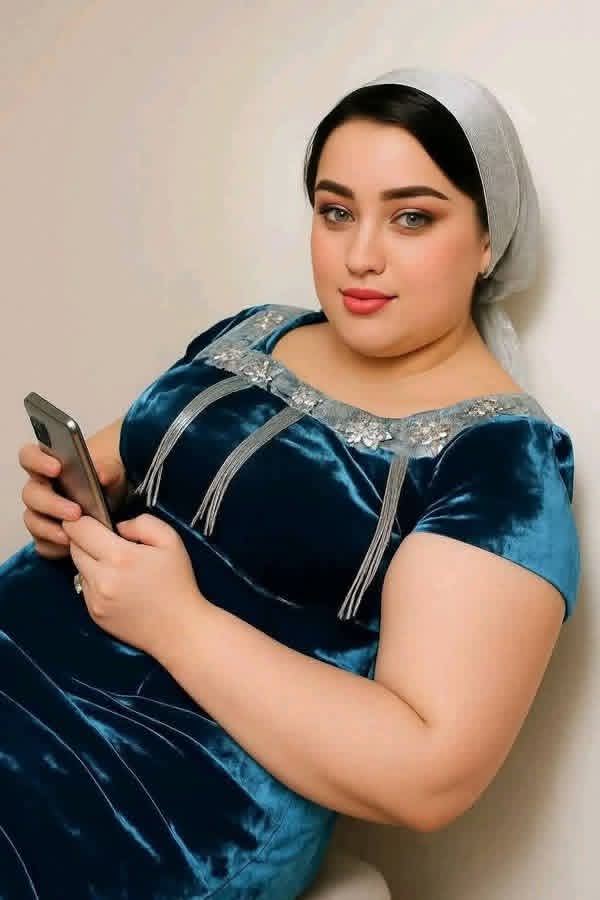 P1502w's tweet photo. سؤال للنقاش ايش 
اغلب الرجال يفضلون المربربه على النحيفه https://t.co/GY4zMO6aWR