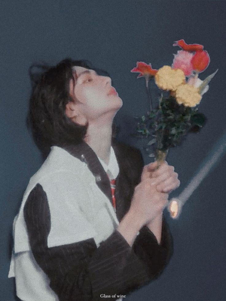 Sheilah289's tweet photo. ~ The fate of Ophelia | au Hyunho ~

Hnjn soñaba con ser correspondido por su mejor amigo, no esperaba la noticia de su casamiento con un extraño que apenas conocía. Destruido y sin ganas de vivir se refugia en el baile conociendo a Mnh quien llegaría para salvarlo de su destino https://t.co/c446Fv1Tcr