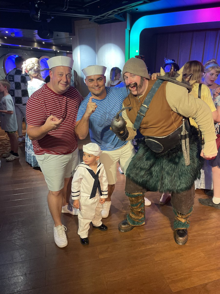 Disney Magic Mike tweet media