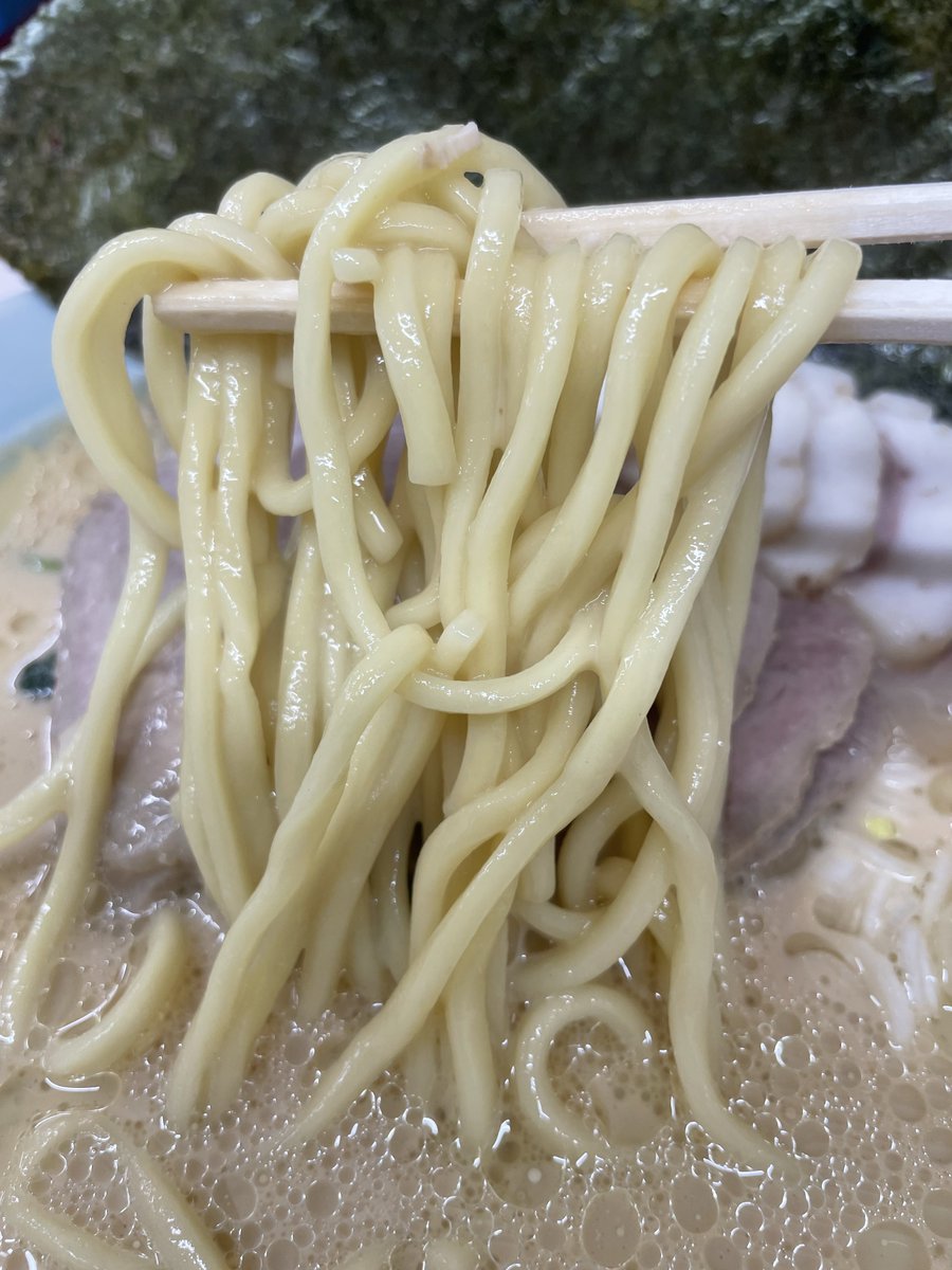 ideal_orange's tweet photo. ▪️寺田家

▪️戸塚駅

満を持す

#家系ラーメン
#寺田家

https://t.co/m4kLypq9sf https://t.co/nV72EaSOqu