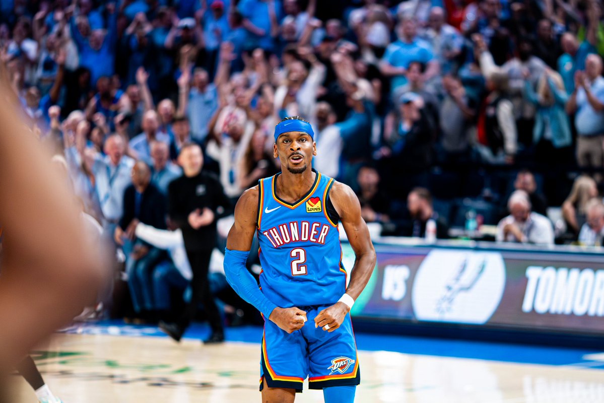 SymonBranson's tweet photo. Carry us 2!!!!!! ⚡️⬆️

#ThunderUp #MVPx2 https://t.co/kvedrff7FZ