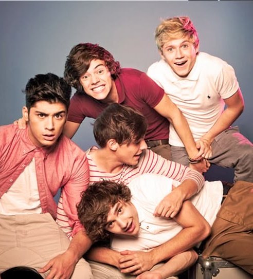 shitposter38271's tweet photo. Harry loves grabbing his band mates bulges and cocks https://t.co/UKeZQwNu57
