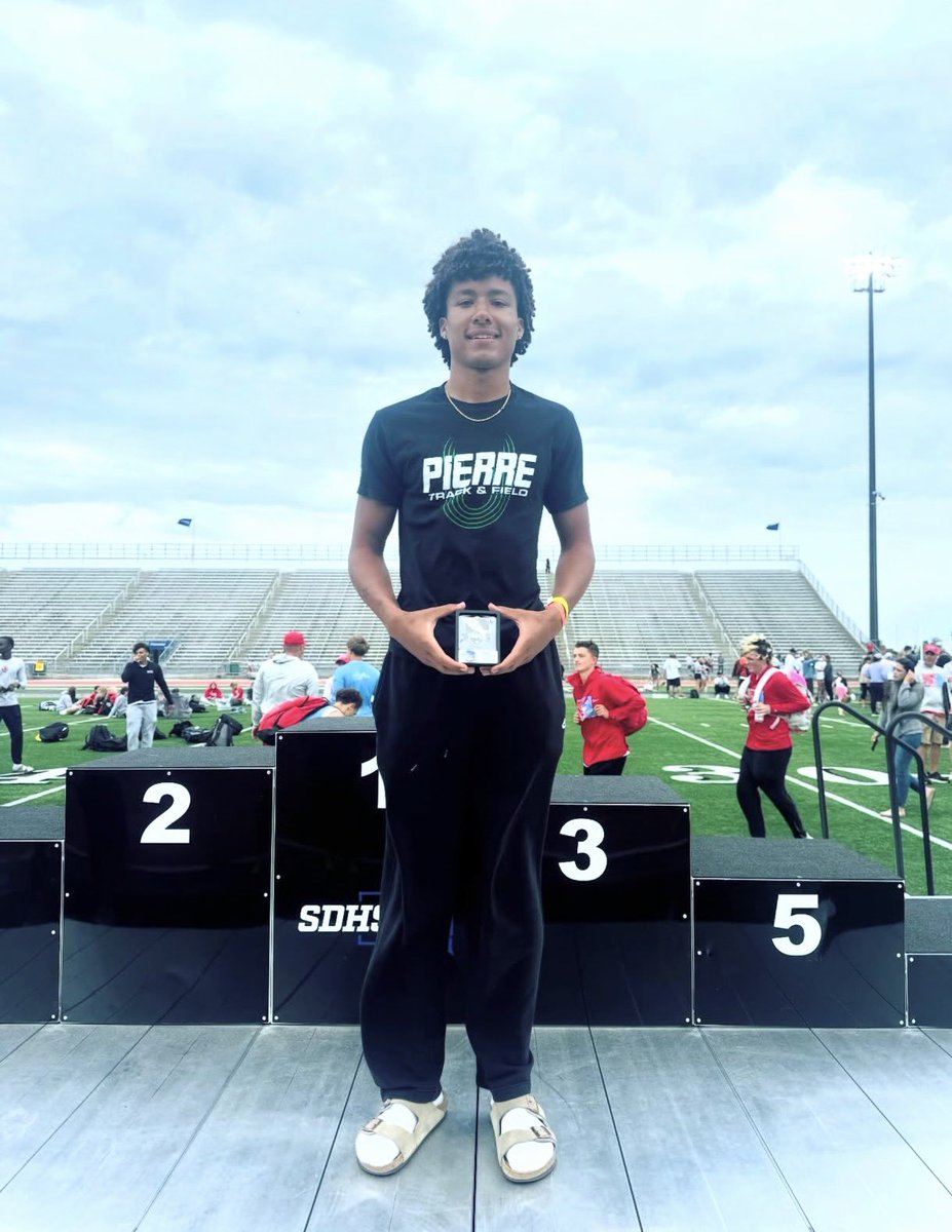 PierreGovsTF's tweet photo. Corde Austin wins the “Field MVP” Award of the Class AA 2026 South Dakota State Track &amp; Field Meet! #GovTrack26 #GoGovs #SDStateTrack26 https://t.co/UXAq2UYIc9