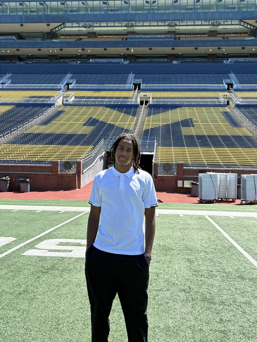omcgheejr's tweet photo. Great time at @UMichFootball today, thanks for having me! #LetsGoBlue 🙏🏾

@jernarogilford 
@Coach_TsTock 
@Kell_Football 
@KellHSRecruits 
@Coach_May82 
@CoachTyner 
@Coach_Allen5 
@TomLoy247 
@benjaminwolk 
@JeremyO_Johnson 
@najehwilk 
@RecruitGeorgia https://t.co/6ngww0oY8b