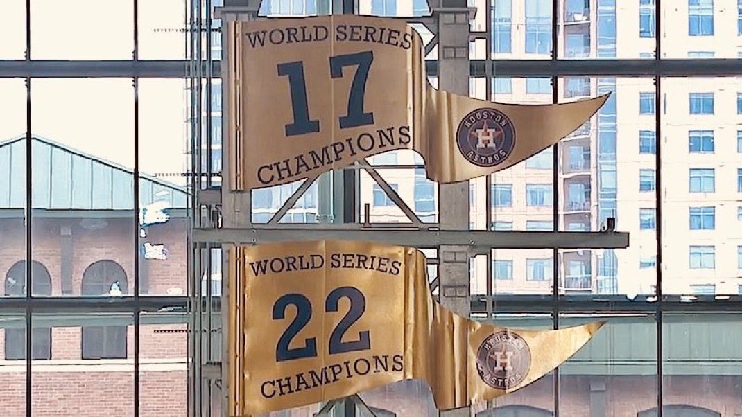 StillBumpy's tweet photo. @GYrubbercompany @OnFireBroncos @astros Get a ring then come back to me lil bro https://t.co/XFhNqfd5Yo