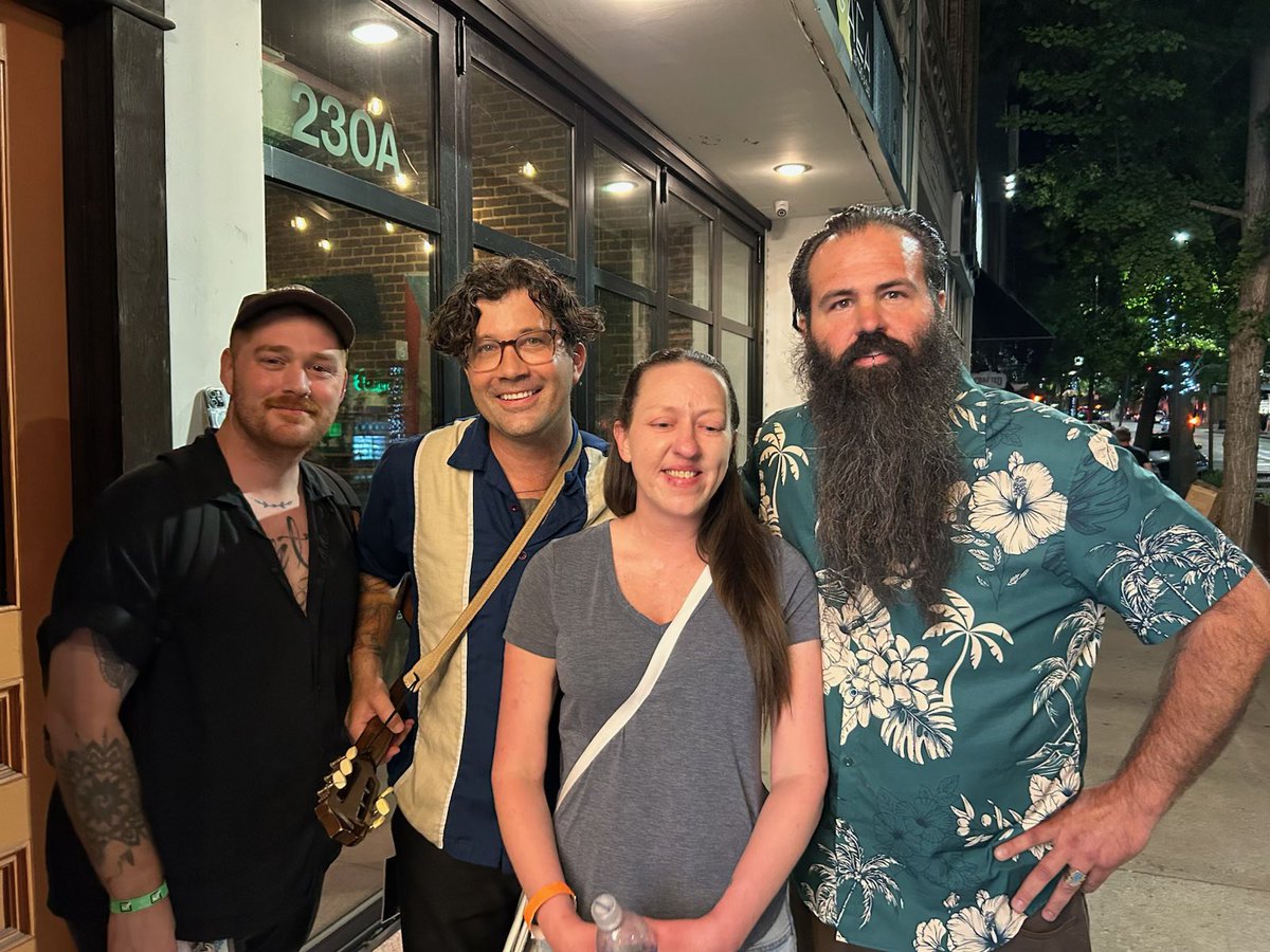 Rockmanafb's tweet photo. Amazing night..@watashiwaband is the best! Thanks https://t.co/MO0Dc3kKjD