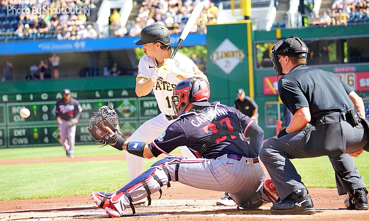ShoutOutMN's tweet photo. The @Twins lose their second consecutive one-run game to the @Pirates this afternoon. Bailey gets his third loss of the season after giving up 7 runs in the first 2 innings. Final score is 10-9 from @PiratesPNC .
Here are the @ShoutOutMN Sports images of the game. https://t.co/64hyMq6Jn1
