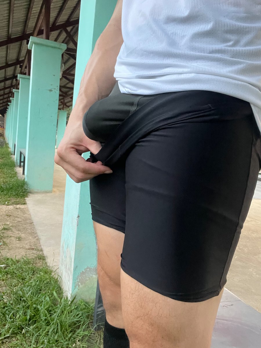 PeePantsBoy999's tweet photo. Morning run~ https://t.co/ZyJPzB3pB1