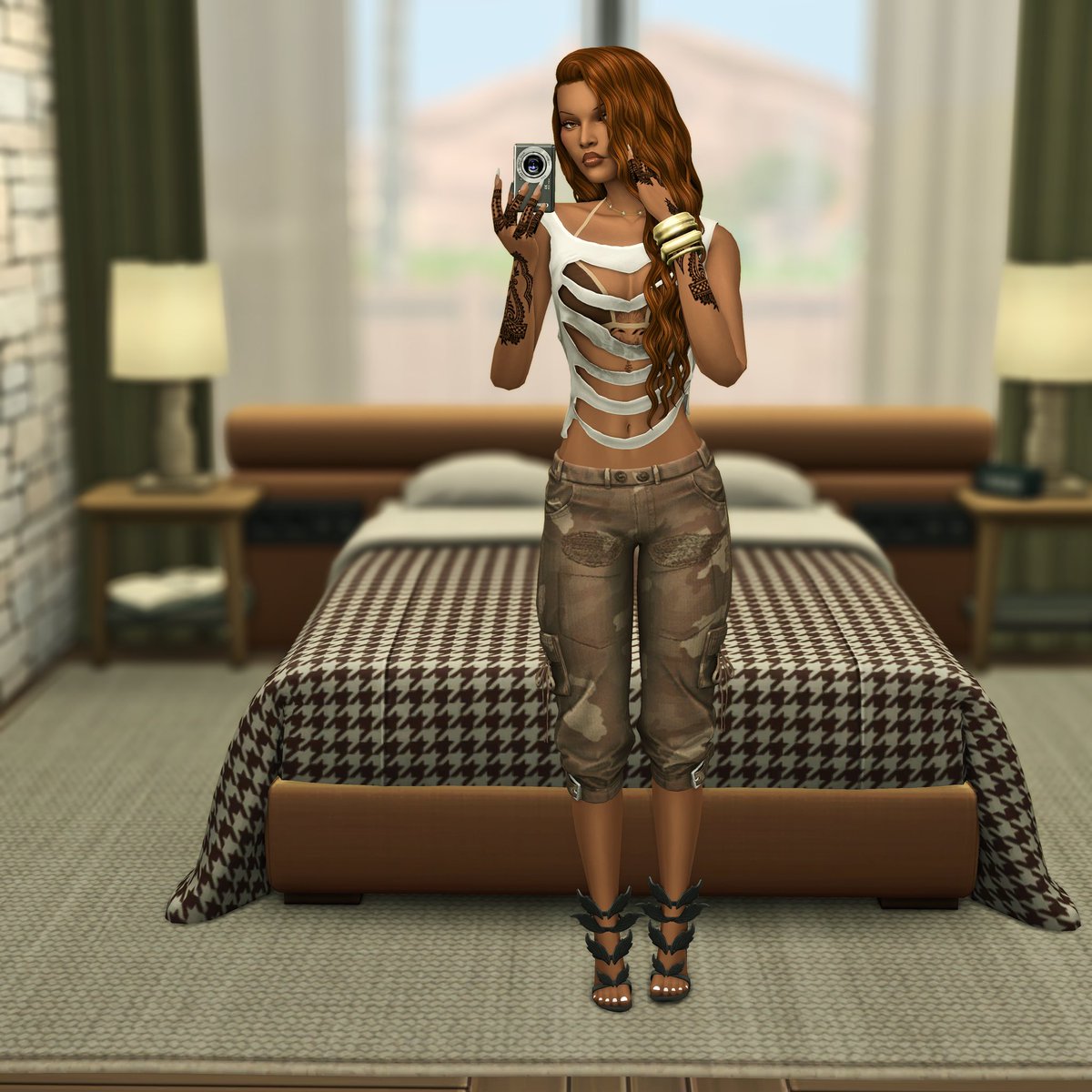 tahjplaysgames's tweet photo. it girl 📀💵💎 #thesims4 https://t.co/YBPZqLVgT1