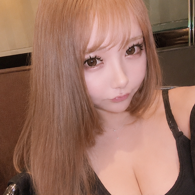 azz2853's tweet photo. パパくらいの
おじさんが良いの…
♡して、おじさん💕 https://t.co/tee3IBxXtz
