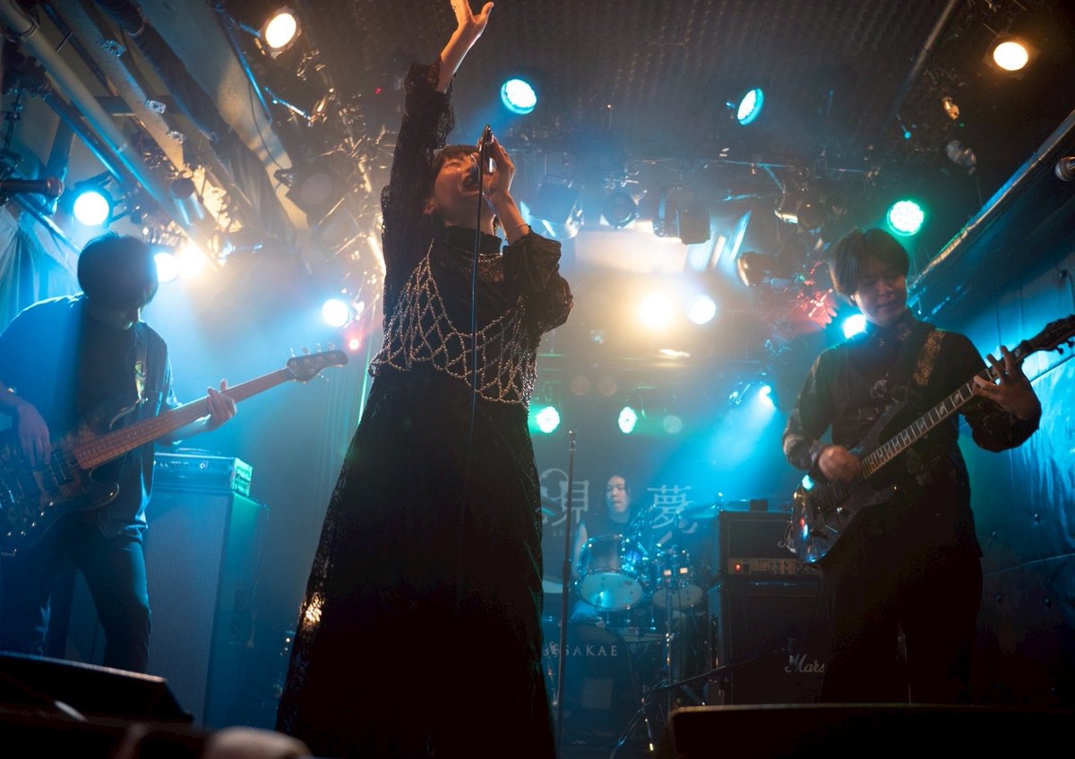 es_utau's tweet photo. 2026.5.30(土) 仙台BARTAKE
「明日、夢で逢えたら」

ご来場の皆様、配信組の皆様
ありがとうございました🫧

ステージからの景色は、ずっと私の宝物💎
Lihoさんのセトリも神♡
BARTAKEはあぶゆめのホーム🏠
みんなの声も最高だったよ🙌

夢のような時間をありがとう🫧

 #泡見ル夢  #あぶゆめ https://t.co/ViqnJLhY9l
