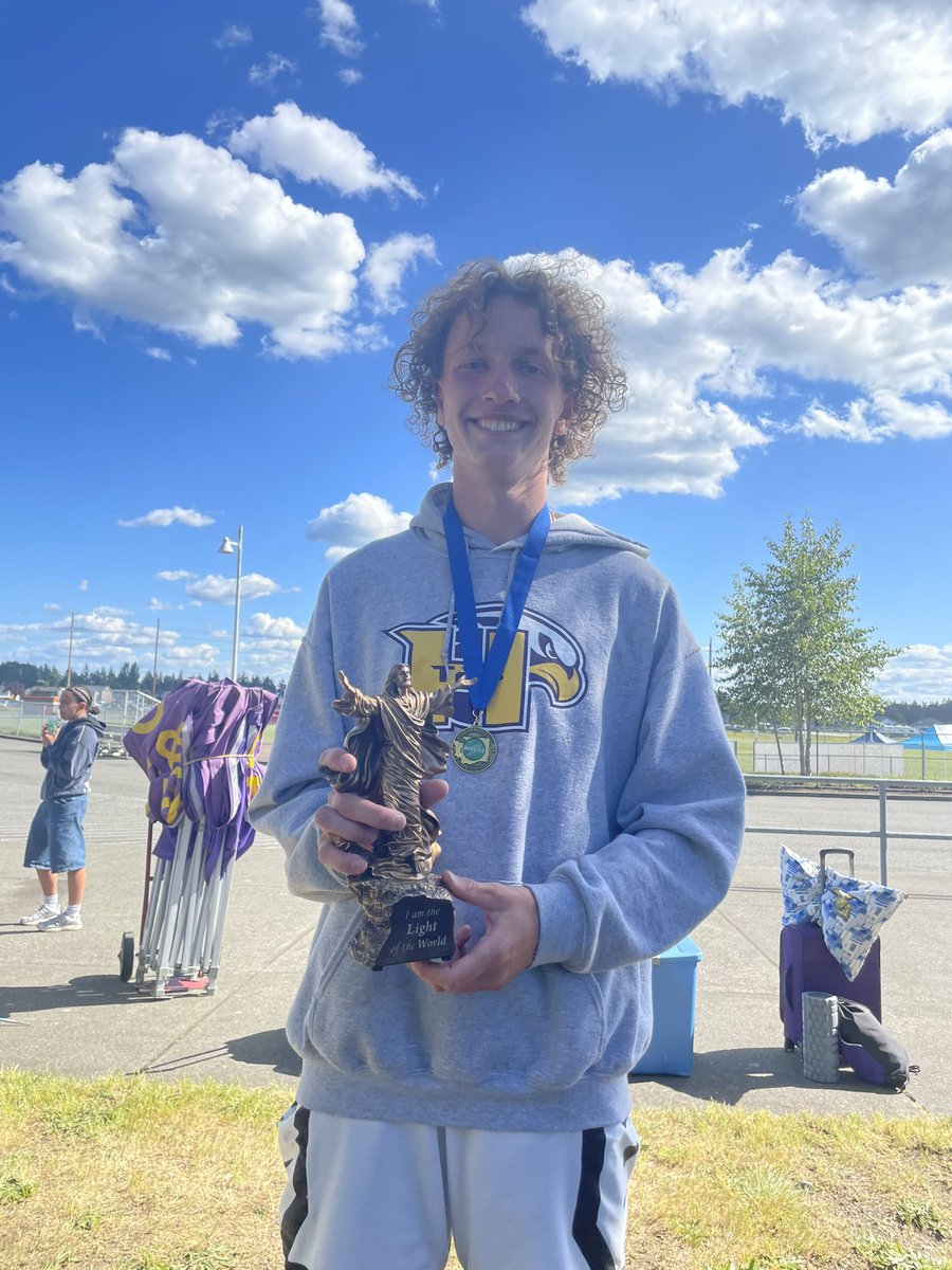 HanfordTrack's tweet photo. 2026 WIAA PV state champion, state record holder, and all-time state best. Jonathan Allen. https://t.co/FK8HKyJjXD