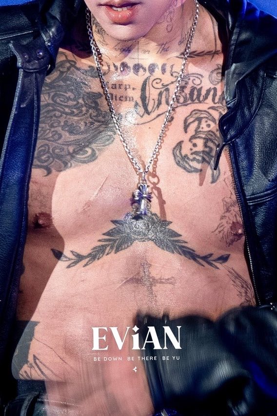 vltcrzy's tweet photo. underboobie tattoo made a glorious return for ME https://t.co/d21aE7kdCM
