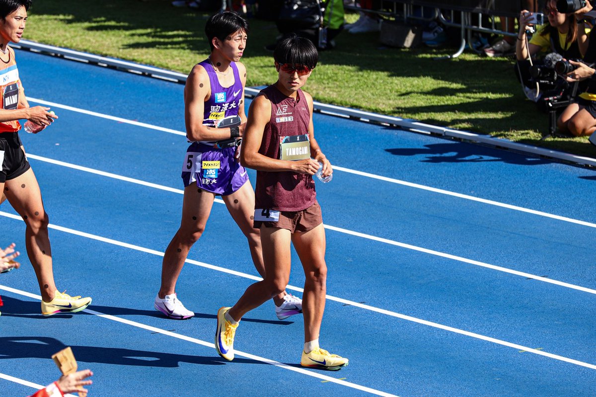 NMCDTK0805's tweet photo. #MDC #MDC2026
田母神一喜(IIIF/TWO LAPS)
今年で引退を表明している田母神さん、今年に入って何度もレースを見られる機会があって、最後まで800mを始めミドルを盛り上げたいという熱意をとても感じています。残りの時間も悔いなく走り抜いて欲しいです。
#駒澤大学 #積水化学 #TWOLAPS https://t.co/BE1fQzQF9r